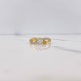 Anillo Solitario Hojas 2.2gr / T6 / Circones Blancos Oro Amarillo $