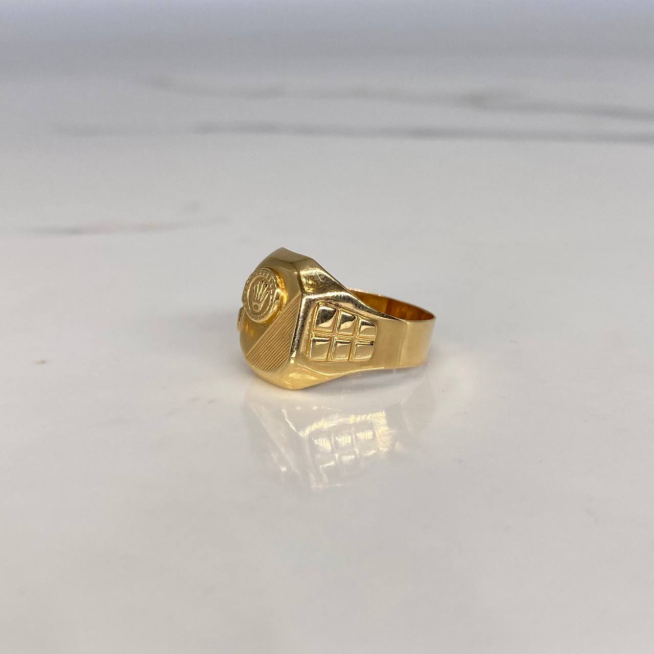 Anillo Sello RX 3.7gr / T9 1/2 Liso Oro Amarillo$