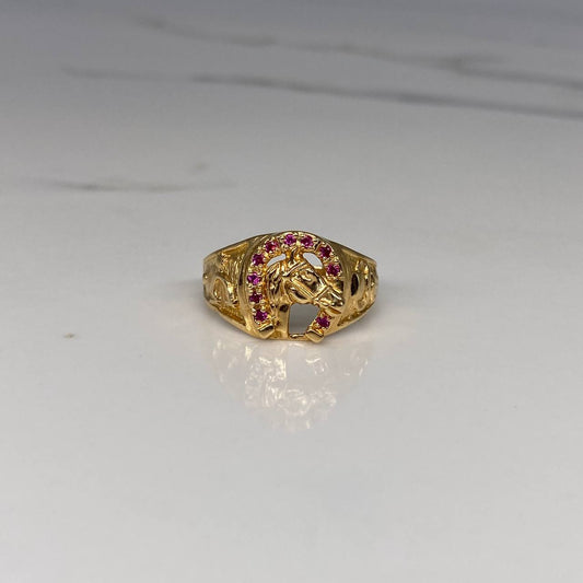 Anillo Caballo Herradura 7.95gr / T11 3/4 / Circones Fucsias  Oro Amarillo$