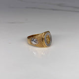 Anillo Sello Cruz 7.4gr / T10 1/4 / Circones Blancos Dos Oros Amarillo Blanco$