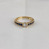 Anillo BV 2.75gr / T6 1/2 / Solitario Circones Blancos Azules  Oro Amarillo$