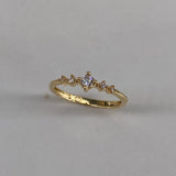 Anillo Chispa  1.7gr / T6 / Solitario Circones Blancos  Oro Amarillo$