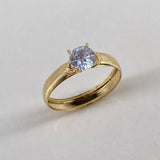 Anillo Corazones 1.2gr / T8 3/4 Solitario Circones Blancos  Oro Amarillo$