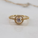 Anillo Halo  2.65gr / T6 1/2 / Oro Amarillo$.