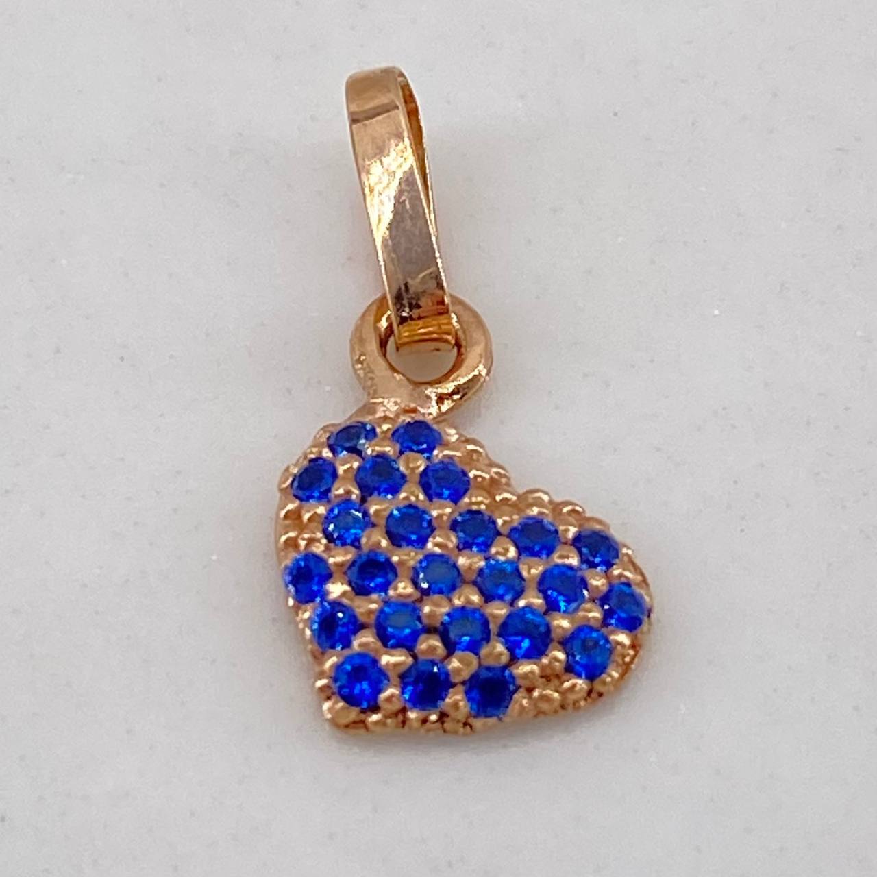 Dije Corazon  0.4gr / 1cm / Circones Azules  Oro Rosa$