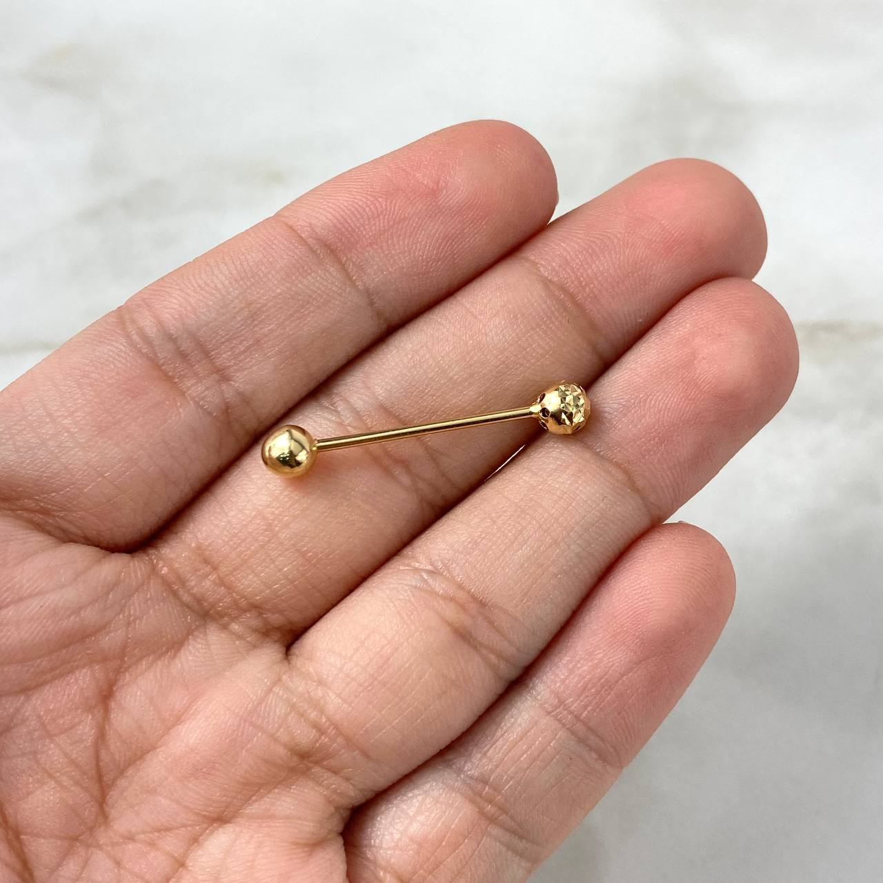 Piercing Oreja Lineal 0,8gr, Oro 18K Nacional – Napoleone Joyas