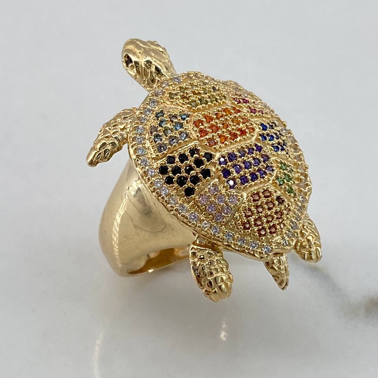 Anillo Tortuga  12.75gr / T7 3/4 / Circones Colores  Oro Amarillo$