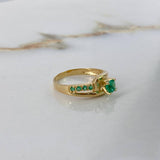 Anillo Trenza Linea  2.35gr / T6 1/4 / Solitario 48 Pts Esmeralda  Oro Amarillo (Joya Oferta)$