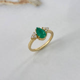 Anillo Gota 3.5gr / T6 1/2  / Solitario 1.5 Kt Esmeralda- 12 Pts Diamantes Oro Amarillo (Joya)$