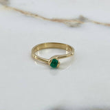 Anillo Lineas  2.35gr / T6 1/4 / Solitario 18 Pts Esmeralda  Oro Amarillo (Joya)$