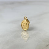 Dije Letra C 0.45gr / 1.8cm / Troquelada Oro Amarillo