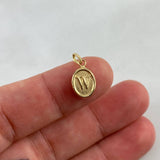 Dije Letra W 0.55gr / 1.8cm / Troquelada Oro Amarillo