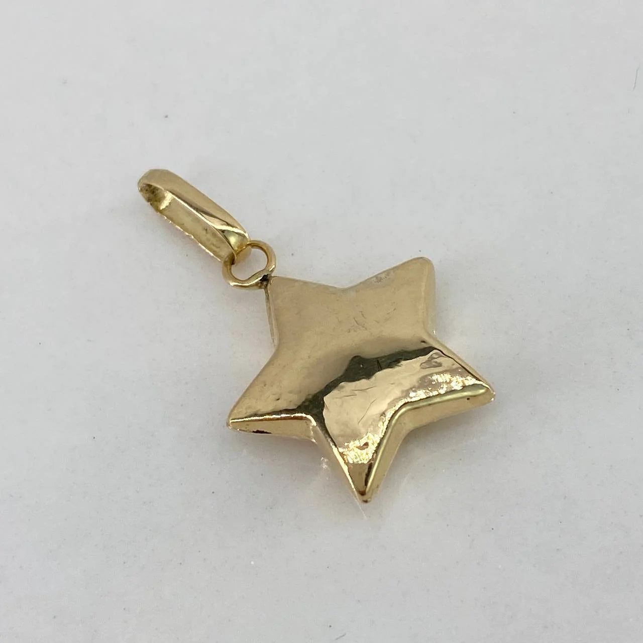 Dije Estrella 0.55gr / 1.7cm / Soplado Oro Amarillo &