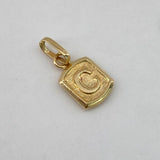 Dije Marco Letra C 0.35gr / 1.5cm / Liso  Oro Amarillo $