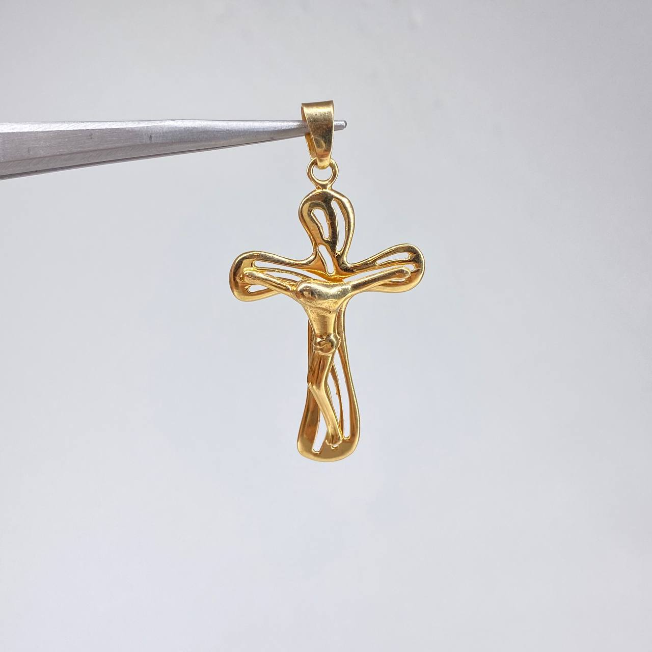 Dije Cruz Cristo  4.7gr / 5cm / Abstracto  Oro Amarillo &