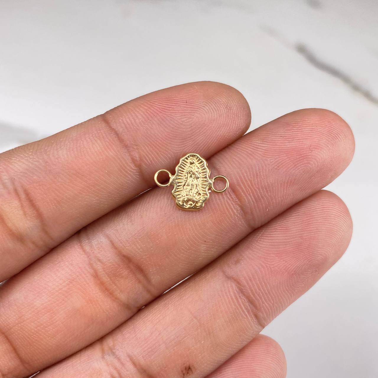 Herraje Silueta Virgen Guadalupe  0.5gr / 1cm-Liso  Oro Amarillo &