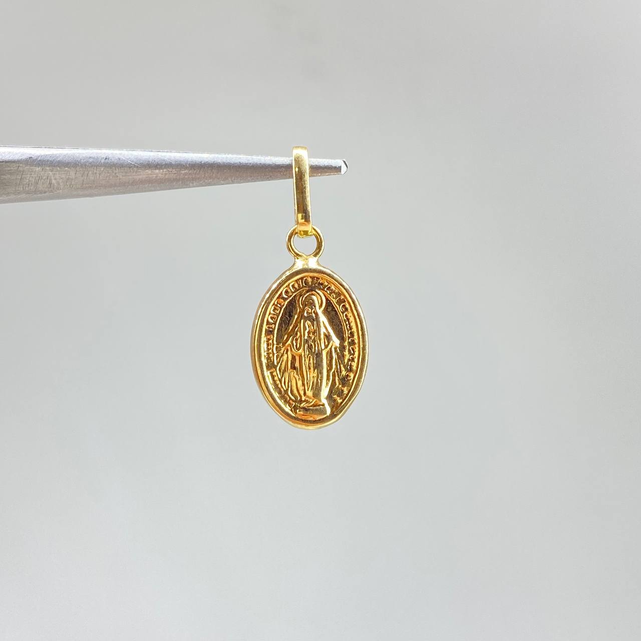 Dije Virgen Milagrosa 0.3gr / 1.5cm / Troquelado Oro Amarillo &