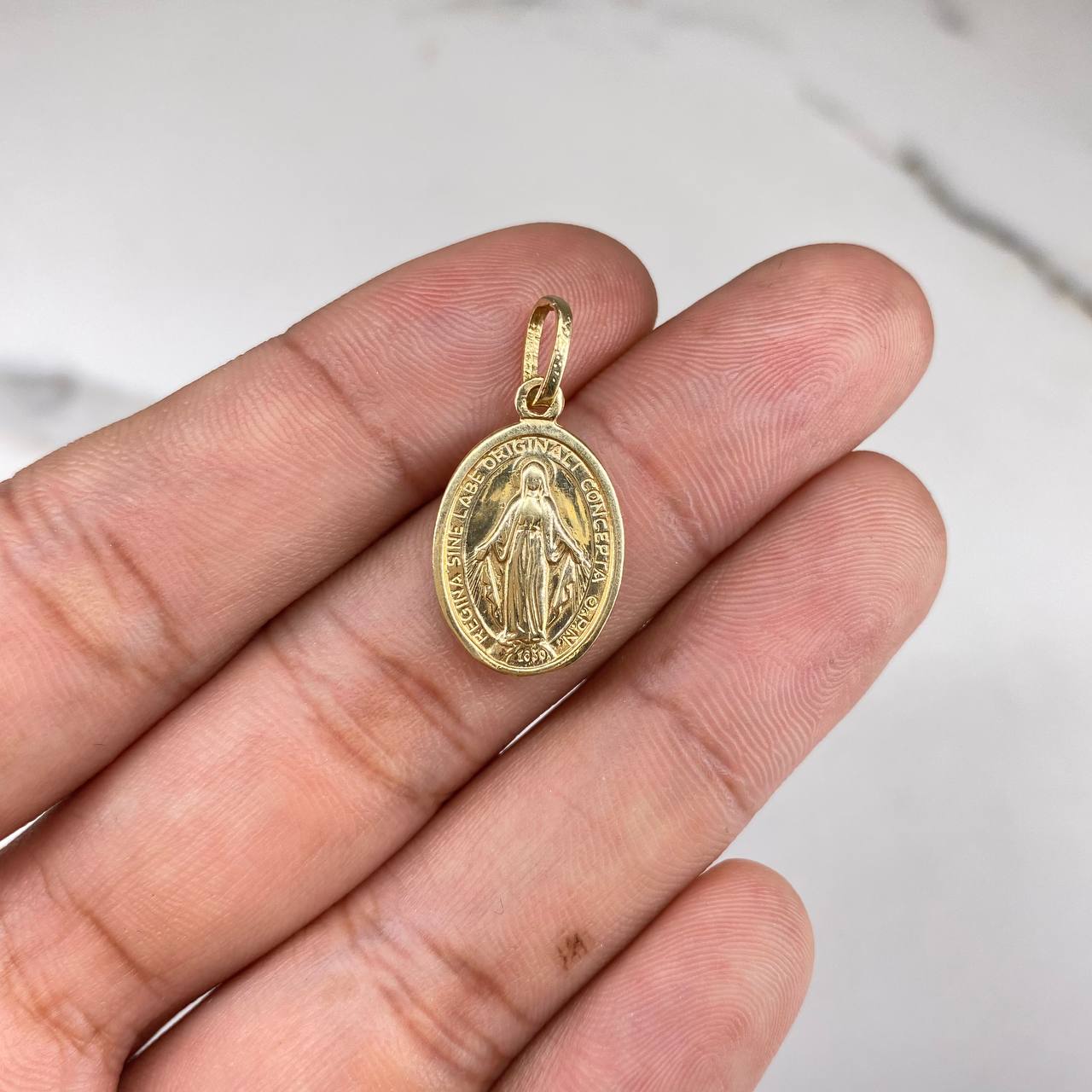 Dije Virgen Milagrosa 2.1gr / 2.5cm / Macizo Oro Amarillo &