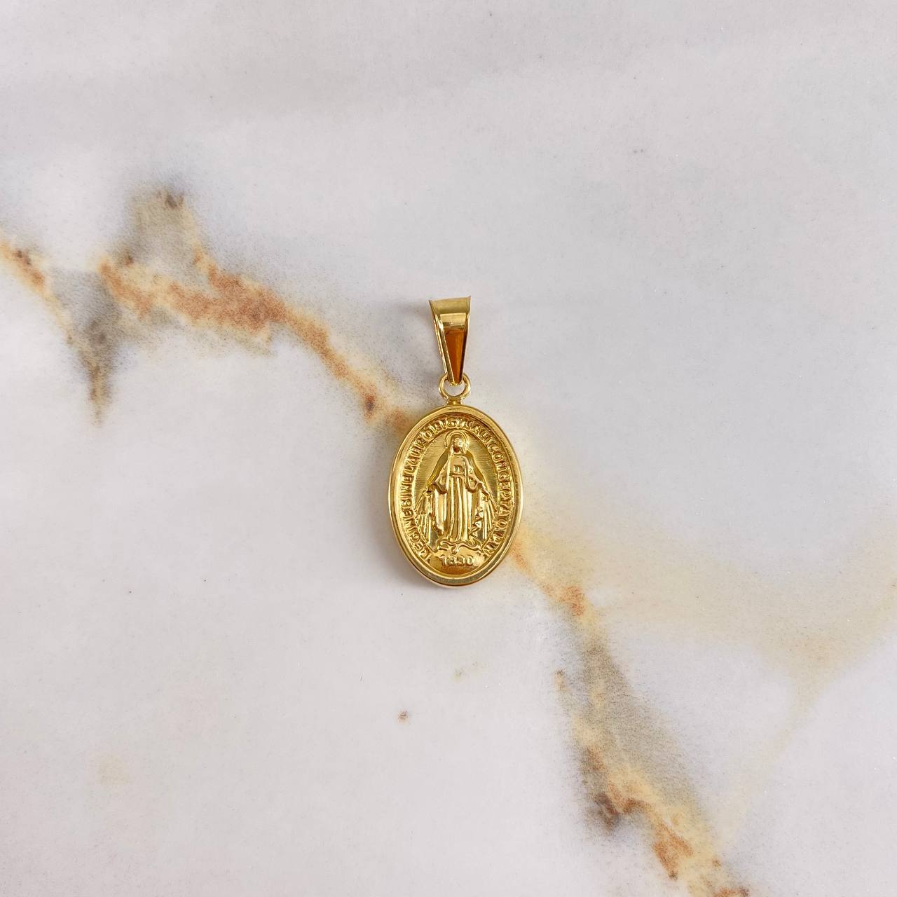 Dije Virgen Milagrosa 1.6gr / 2.5cm / Troquelado Oro Amarillo &