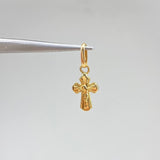 Dije Cruz Cristo  0.55gr / 1.5cm / Bordes Relieve  Oro Amarillo &