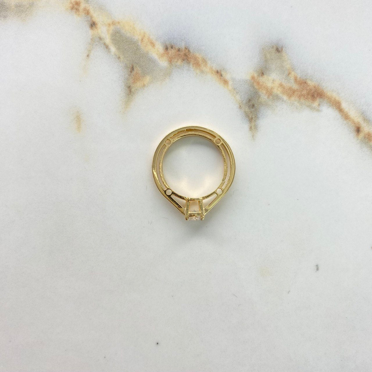 Anillo Beta 3.76gr / T4 3/4 / Diamante 28pts Oro Amarillo (Joya) $