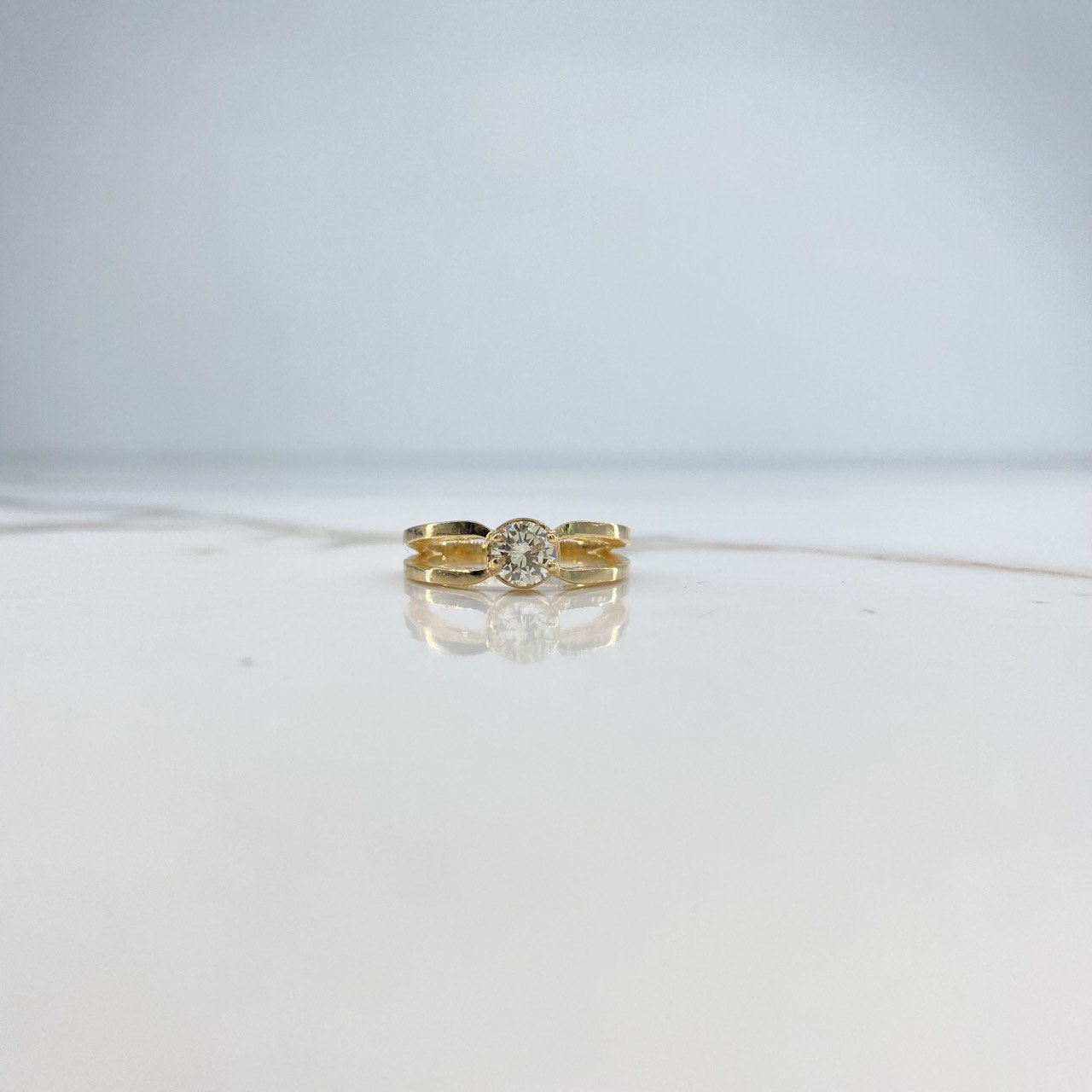 Anillo Solitario Dos Lineas 5.28gr / T6 / Diamante 50pts Oro Amarillo (Joya Oferta) &