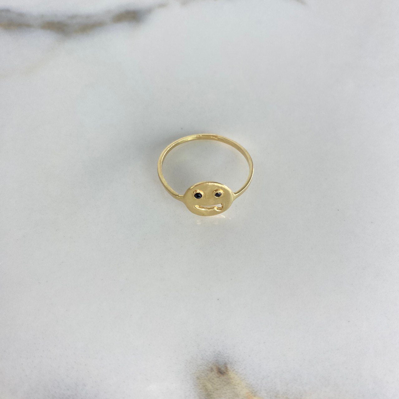 Anillo Emoji 1.45gr / T8 1/2 / Circones Negros Oro Amarillo &