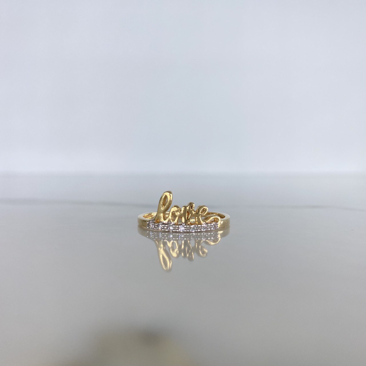 Anillo love 2.25gr  /T8 1/4 Circones Blancos Oro Amarillo &