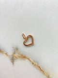 Dije Silueta Corazon 1.2gr / 2.2cm / Troquelado Oro Rosa &