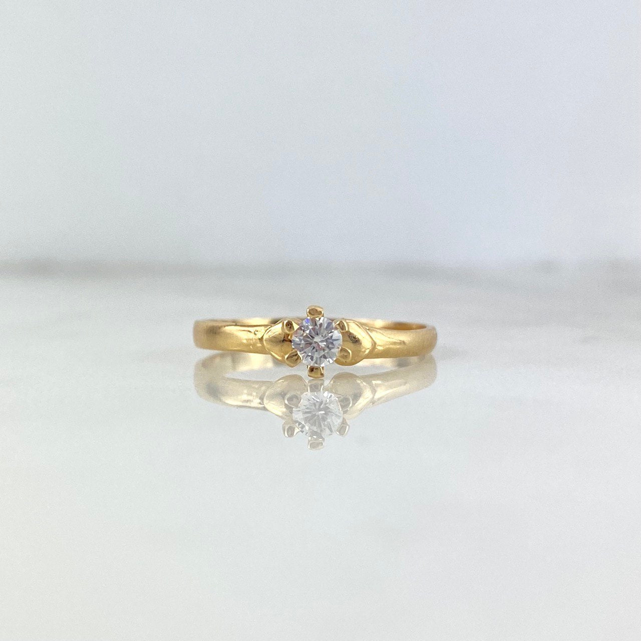 Anillo Solitario Corazones 1.75gr / T7 1/2 / Circon Blanco Oro Amarillo