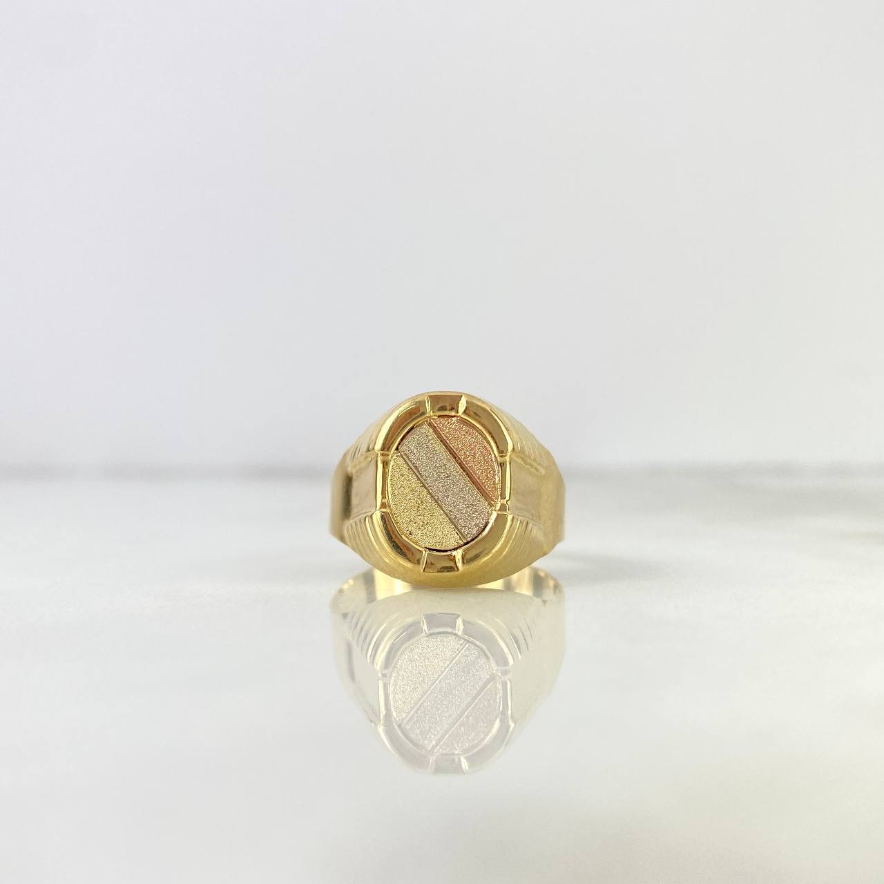 Anillo Sello 3.35gr / T9 1/2 / Ovalado Rayado Tres Oros