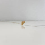 Dije Letra P 0.6gr / 0.7cm / 3D Circones Blancos Oro Amarillo $