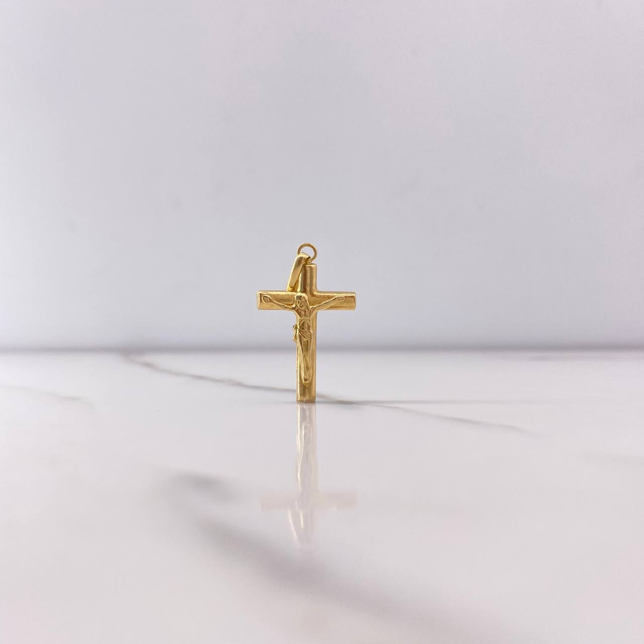 Dije Cruz Cristo 1gr / 3cm / Lisa Redondeada Oro Amarillo $