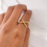 Anillo Lineas Cruzadas 2.3gr / T6 1/2 / Oro Amarillo $