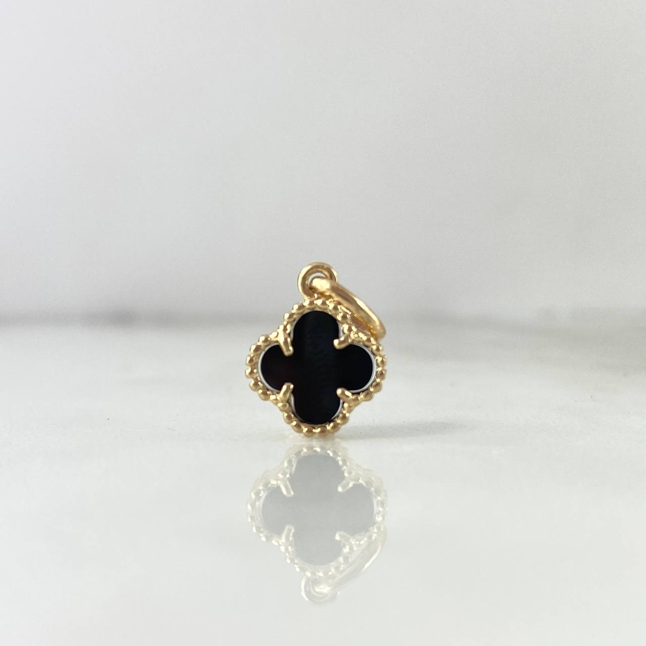 Dije Trebol VCyA 1.3gr / 1.7cm / Agata Negra Oro Amarillo +4