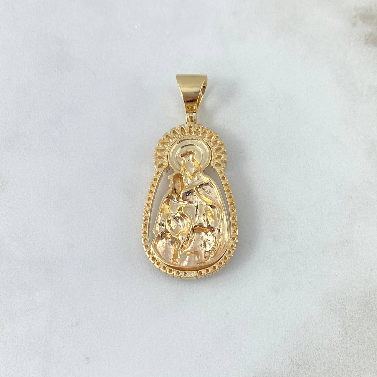 Dije Virgen del Carmen 12.25gr / 4.8cm / Circones Blancos Oro Amarillo