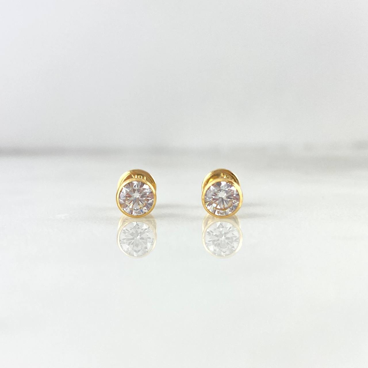 Topos Bisel 0.8gr / 5mm Circon Blanco Oro Amarillo 18K