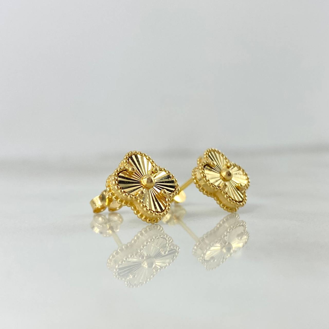 Topos Trebol VCyA 2.9gr / 1cm / Diamantados Broche Mariposa Oro Amarillo +4 ©