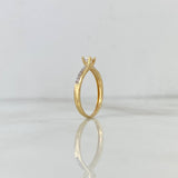 Anillo Solitario Base Cruzada Bisel 1.95gr / T6 1/2 / Circones Blancos Oro Amarillo ©