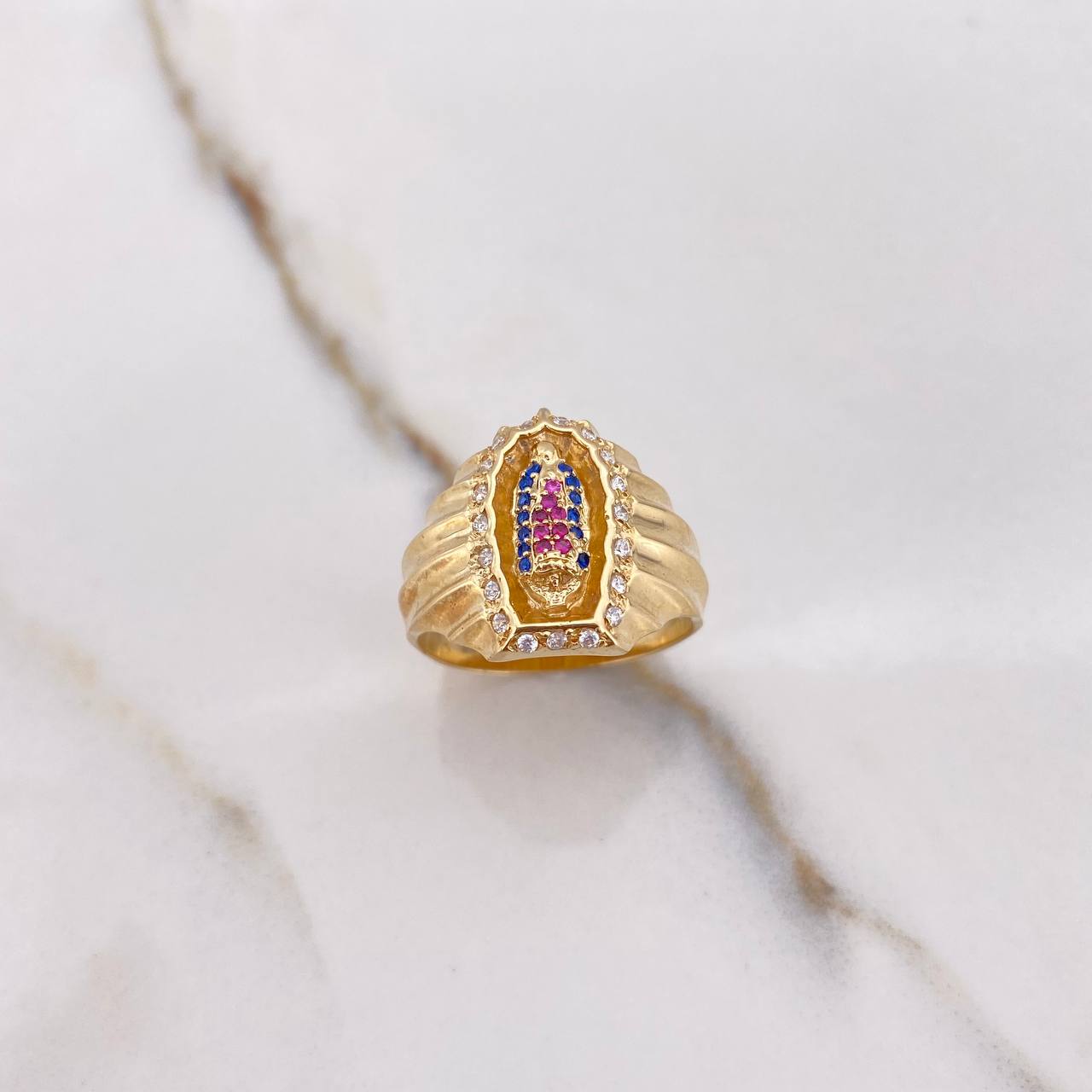 Anillo Virgen Guadalupe 6.15gr / T9 3/4 / Circones Blancos Azules Fucsias Oro Amarillo &