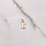 Dije Letra E 0.3gr / 1.5cm / Liso Oro Amarillo &