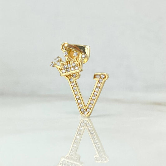 Dije Letra V Corona 1.6gr / 2.6cm / Circones Blancos Oro Amarillo 18K