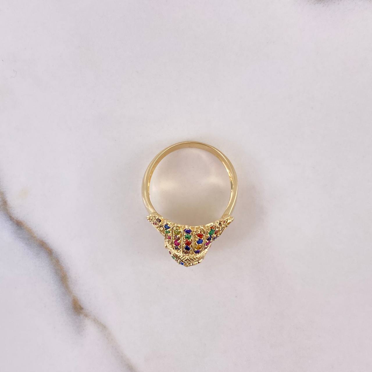 Anillo Indio 9.1gr / T9 / Circones Colores Oro Amarillo $