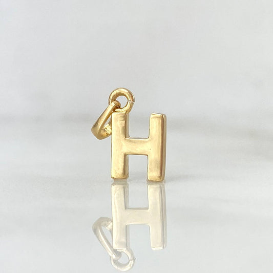 Dije Letra H Lisa 0.6gr / 1.4cm / Oro Amarillo