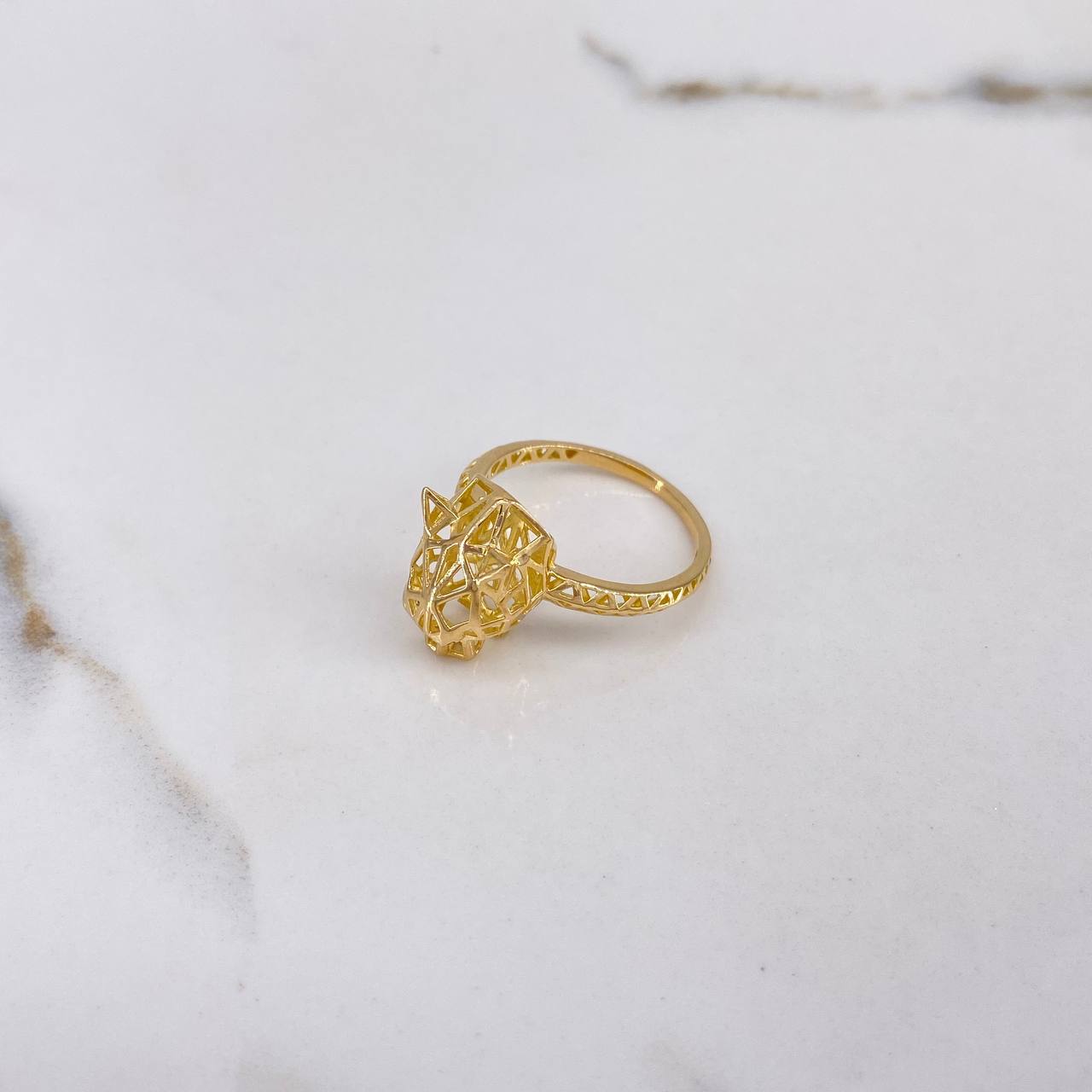 Anillo Pantera Filigrana 2.55gr / T7 1/4 / Oro Amarillo $