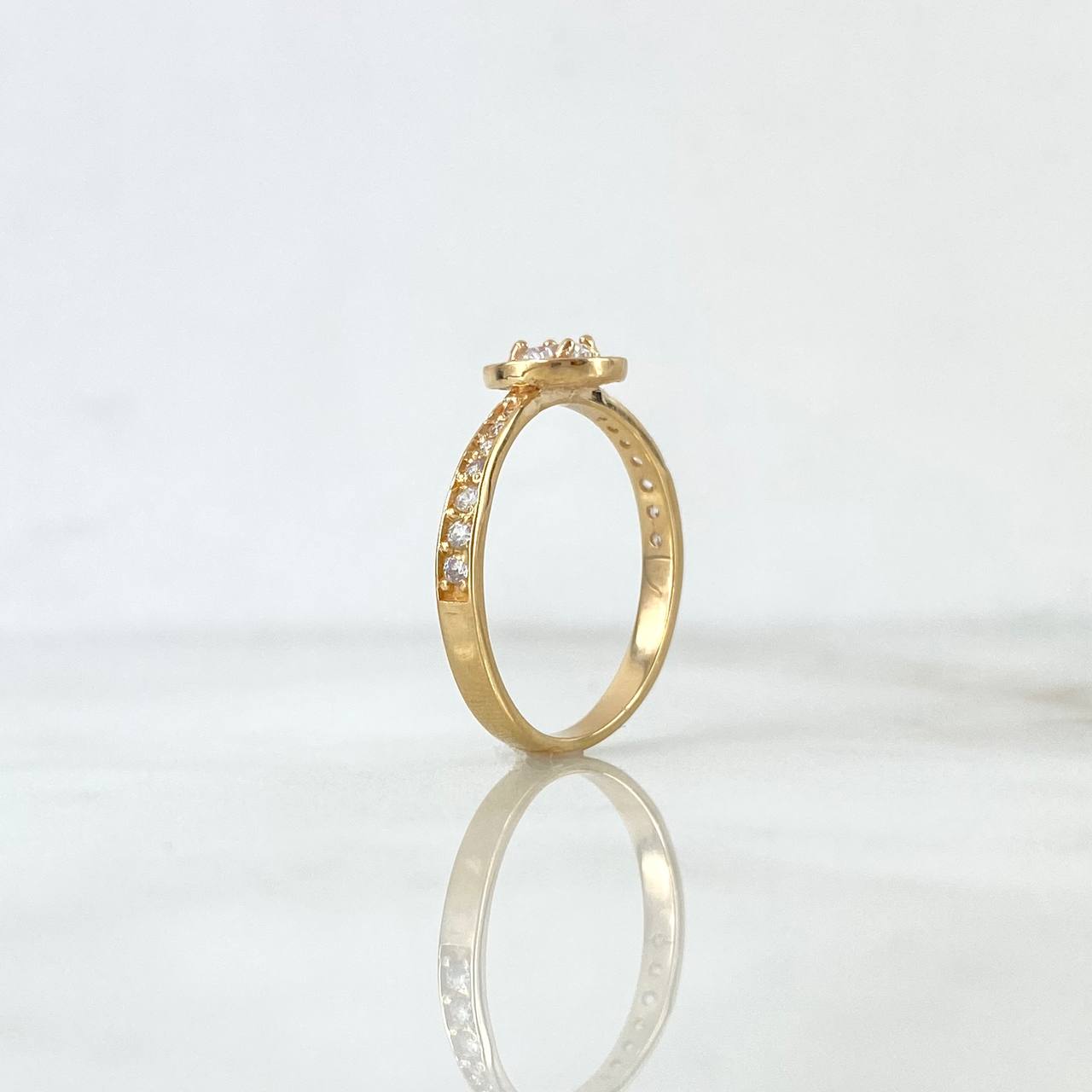 Anillo Solitario Halo Sello 2.15gr / T6 3/4 / Circones Blancos Oro Amarillo ©