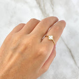 Anillo Trébol VCyA 1.4gr / T6 / Nacar Blanco Liso Oro Amarillo Nac.Esp.