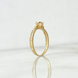 Anillo Solitario Garra Filigrana 2.05gr / T7 3/4 / Circones Blancos Oro Amarillo