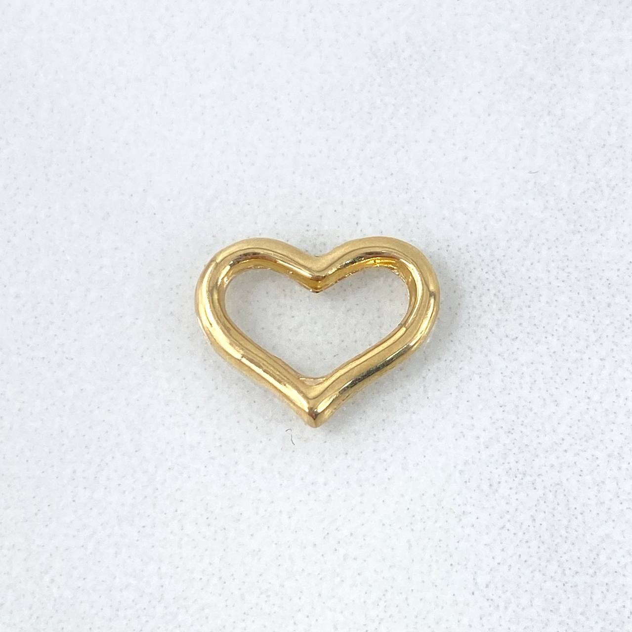 Herraje Corazón Silueta 0.45gr / 1.3cm / Troquelado Oro Amarillo