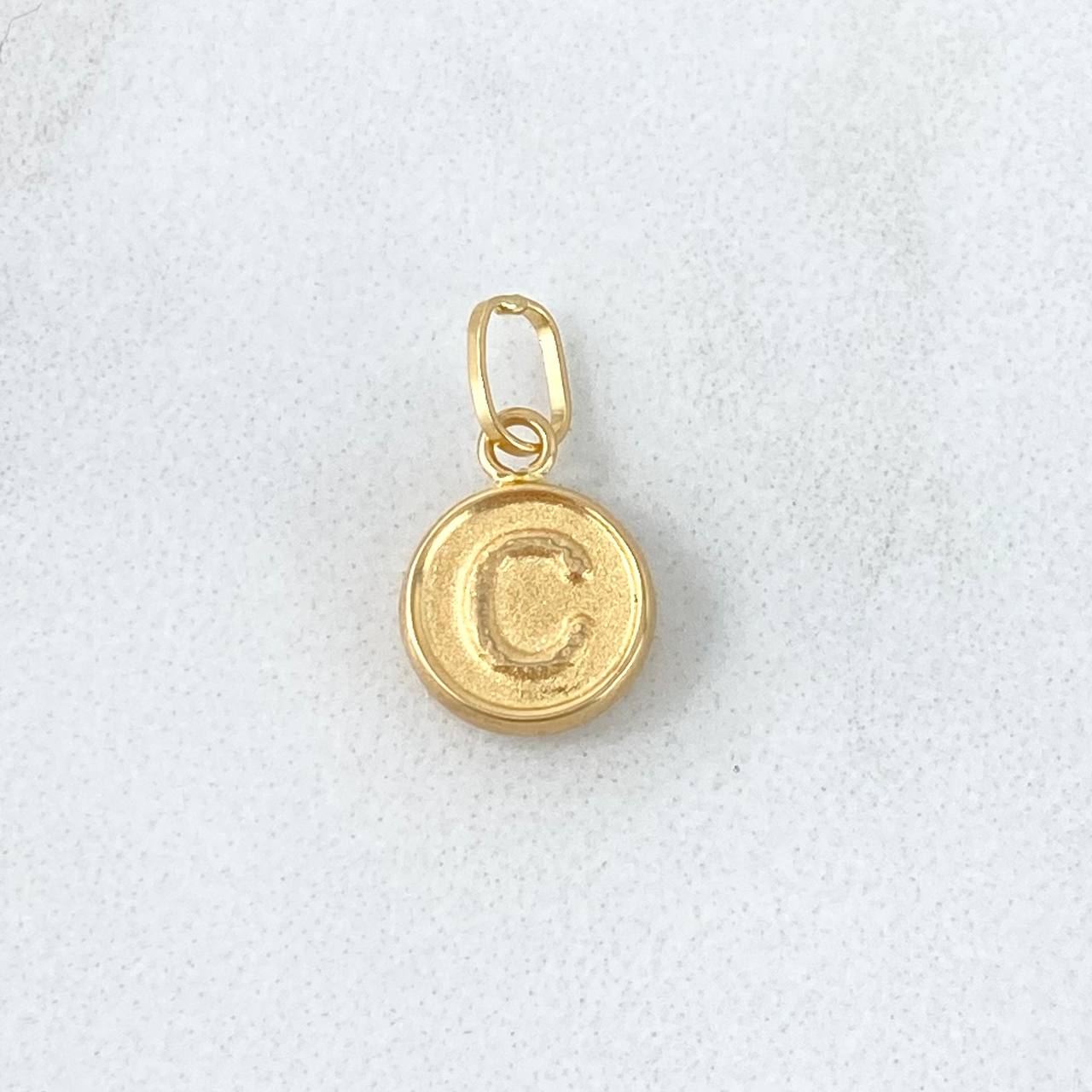 Dije Letra C 0.35gr / 1.5cm / Doble Faz Oro Amarillo